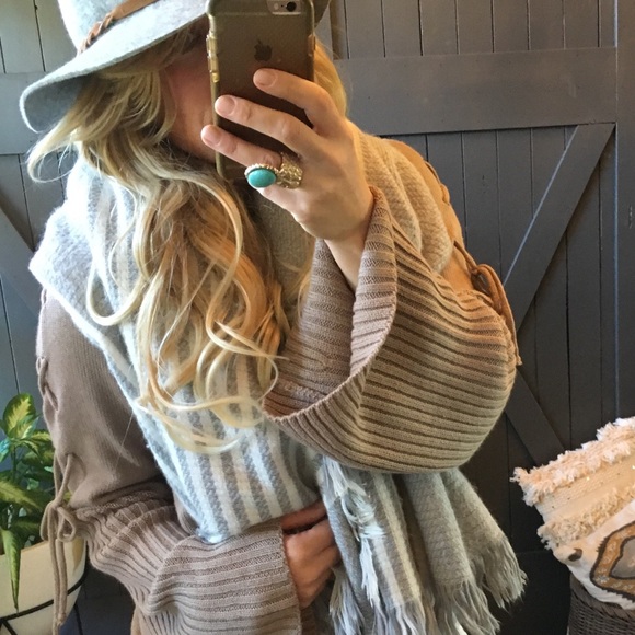 Last Two! Flash Sale! Tie Sleeve Pullover Sweater - Picture 4 of 8